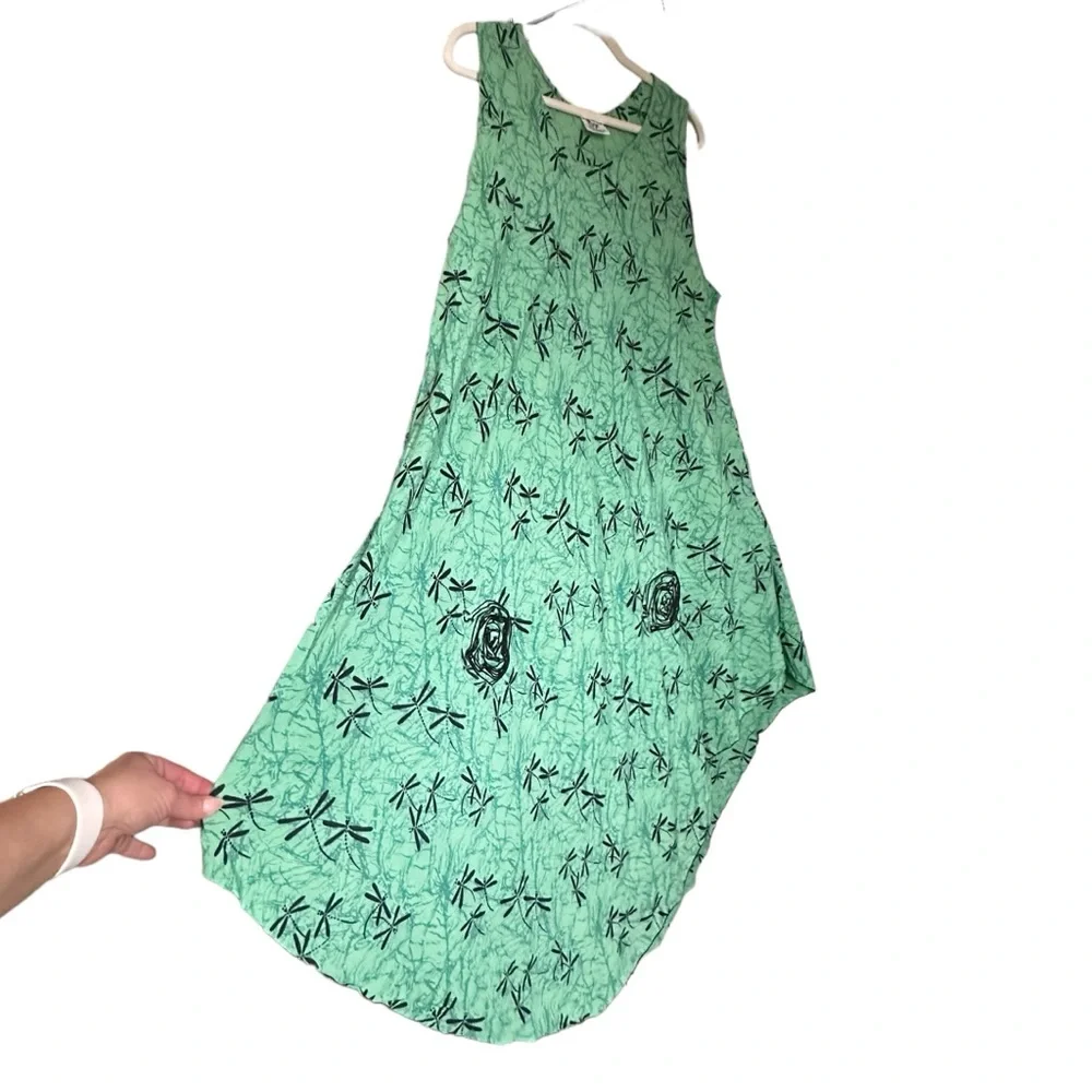 POCKETS! Maxi Dress, Dragonfly and textured flower detail OS